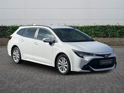 Usado Toyota Corolla 2024 Branco Carrinha