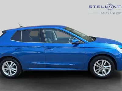 Używany Skoda Fabia SE L 114 KM (83 kW) 2024 Niebieski Hatchback