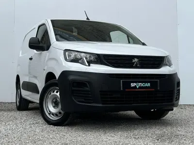 Used Peugeot Partner Premium 102 HP (75 kW) 2023 White MPV