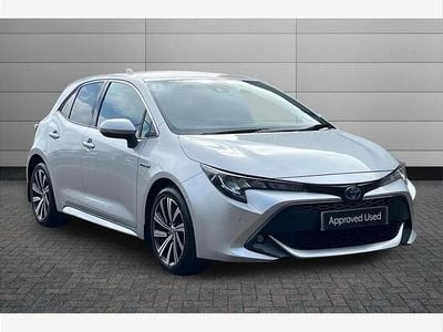 Used Toyota Corolla Design 122 HP (89 kW) 2021 Silver Hatchback