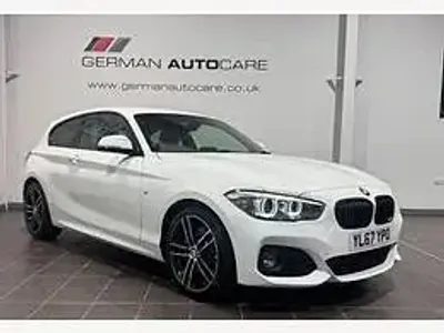 Used BMW 118 Efficient Dynamics 150 HP (110 kW) 2018 White Hatchback