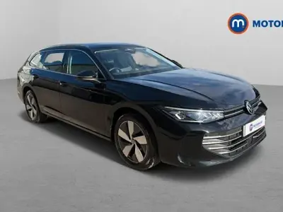 Used VW Passat Life 204 HP (150 kW) 2025 Black Estate