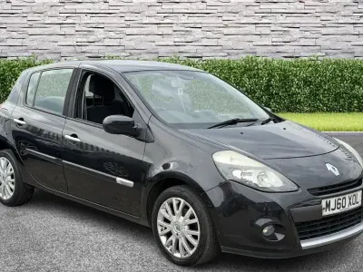 Używany Renault Clio II Dynamique 86 KM (63 kW) 2010 Czarny Hatchback
