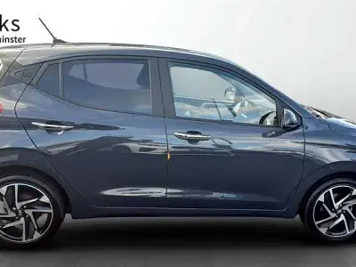 Used Hyundai i10 Premium 84 HP (61 kW) 2023 Grey Hatchback