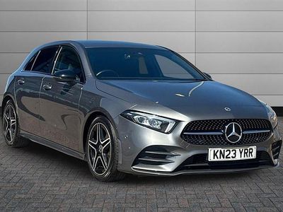 Begagnad Mercedes A200 Executive 163 HK (119 kW) 2023 Grå Halvkombi