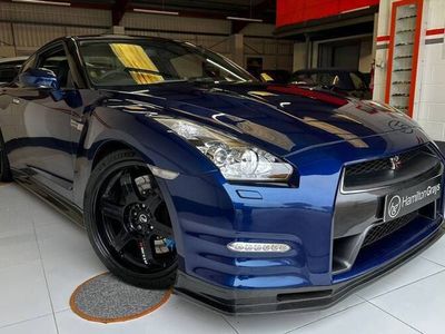 Nissan GT-R