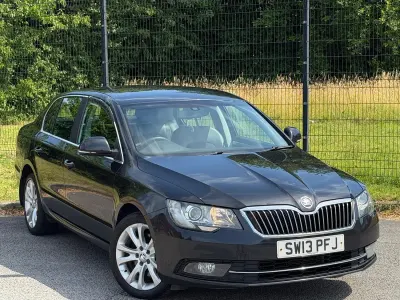 Used Skoda Superb SE 170 HP (125 kW) 2013 Black Hatchback