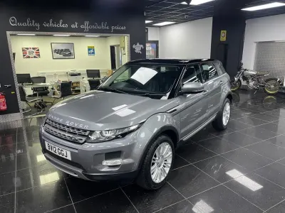 Begagnad Land Rover Range Rover evoque Prestige 190 HK (139 kW) 2012 Grå SUV