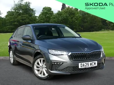 Usado Skoda Scala SE L 150 CV (110 kW) 2025 Gris Utilitario