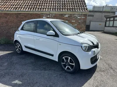 Begagnad Renault Twingo Dynamique 70 HK (51 kW) 2016 Vit Halvkombi
