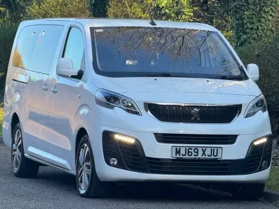 Używany Peugeot Traveller