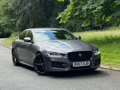Used Jaguar XE Ingenium 200 HP (147 kW) 2017 Grey Sedan