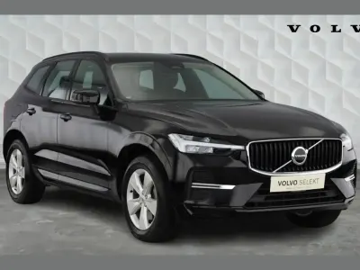 Used Volvo XC60 Momentum 247 HP (181 kW) 2021 Black SUV