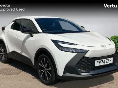 Usado Toyota C-HR Design 223 HP (164 kW) 2026 SUV
