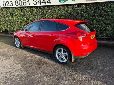 Used Ford Focus Zetec 2015 Red Hatchback