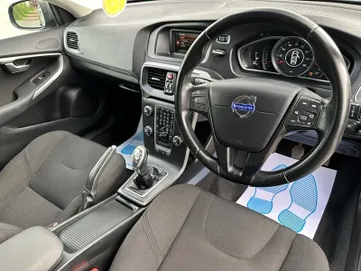 Used Volvo V40 115 HP (84 kW) 2014 Grey Hatchback
