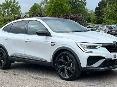 Usado Renault Arkana Engineered 142 HP (104 kW) 2023 Branco SUV