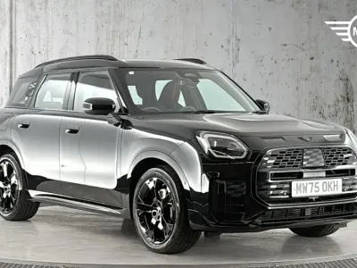 Used Mini Countryman 215 HP (158 kW) 2025 Black SUV