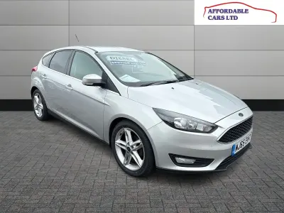 Used Ford Focus Zetec 2015 Silver Hatchback