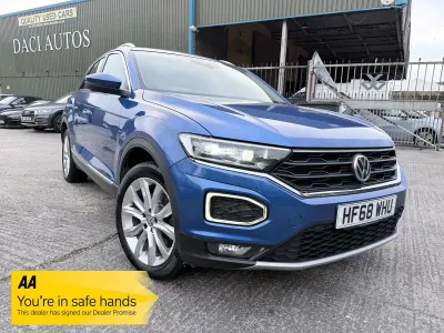 Used VW T-Roc SEL 190 HP (139 kW) 2018 Blue SUV