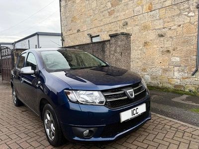 Blue Used 2015 Dacia Sandero Lauréate Hatchback | £3,995 (Fair price)