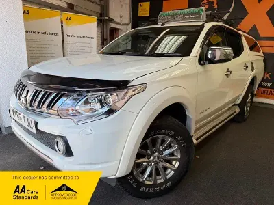 Used Mitsubishi L200 181 HP (133 kW) 2016 White Pickup
