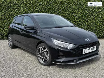 Used Hyundai i20 Ultimate 100 HP (73 kW) 2025 Black Hatchback