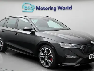 Used Skoda Octavia vRS 245 HP (180 kW) 2024 Black Estate