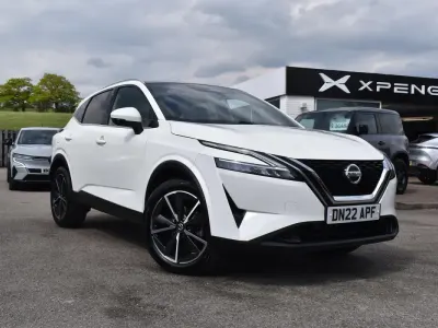 Used Nissan Qashqai Tekna 2022 White SUV