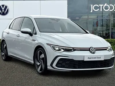 Used VW Golf VIII GTI 245 HP (180 kW) 2024 White Hatchback