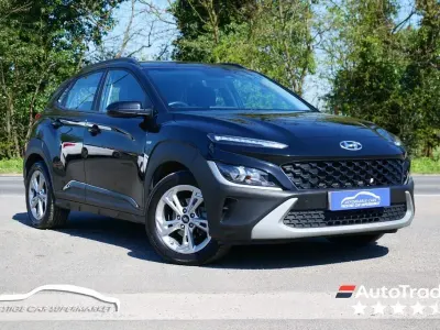 Używany Hyundai Kona SE 120 KM (88 kW) 2023 Czarny SUV