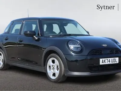 Used Mini Cooper Hatch 154 HP (113 kW) 2024 Black Hatchback