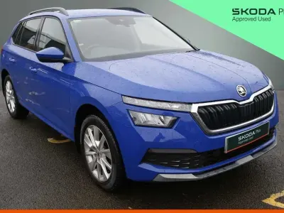 Usado Skoda Kamiq SE Drive 108 HP (79 kW) 2022 Azul SUV