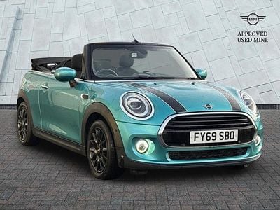 Green Used 2019 Mini Cooper Classic Hatchback | £13,975 (Fair price)