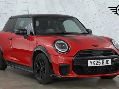Used Mini Cooper S Hatch 201 HP (147 kW) 2025 Red Hatchback