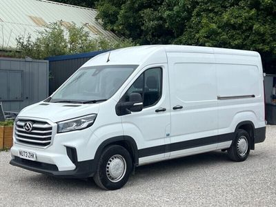 Maxus V90