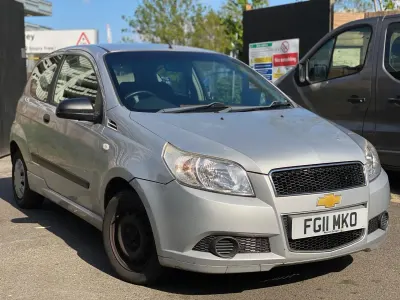 Used Chevrolet Aveo 83 HP (61 kW) 2011 Silver Hatchback