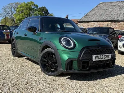 Usado Mini Cooper S Hatch 2022 Verde Utilitario