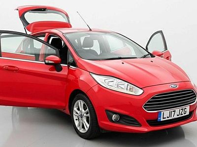 Used Ford Fiesta Zetec 82 HP (60 kW) 2017 Red Hatchback