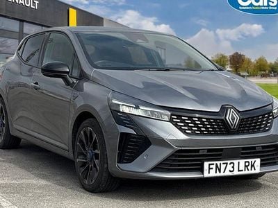 Używany Renault Clio V Esprit Alpine 143 KM (105 kW) 2025 Czerwony Hatchback