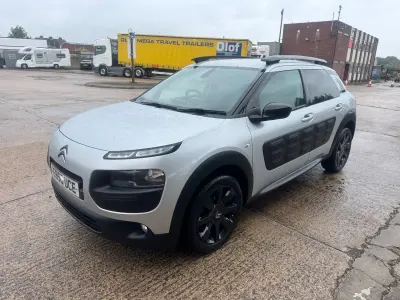 Used Citroën C4 Cactus Flair 2017 Silver Hatchback