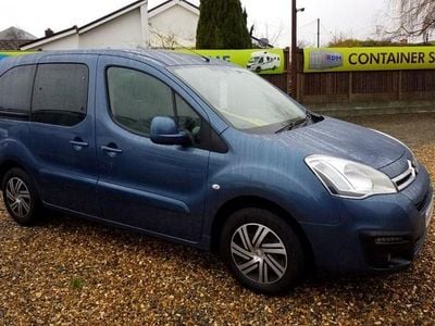 Used Citroën Berlingo Feel 100 HP (73 kW) 2016 Blue MPV