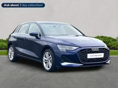 Used Audi A3 e-tron Sport 200 HP (147 kW) 2025 Blue Hatchback