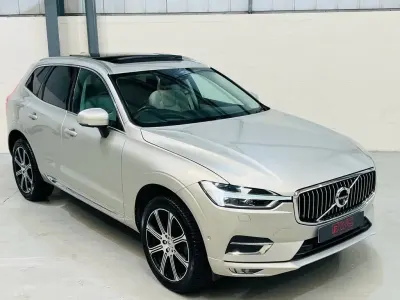 Used Volvo XC60 Inscription 190 HP (139 kW) 2018 Gold SUV