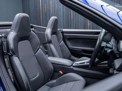 Used Porsche 911 Carrera S Cabriolet 450 HP (330 kW) 2019 Blue Cabriolet