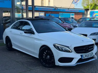 Begagnad Mercedes C250 AMG Line Premium Plus 204 HK (150 kW) 2016 Vit Sedan