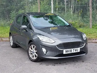 Used Ford Fiesta Zetec 85 HP (62 kW) 2018 Grey Hatchback