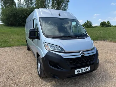 Used Citroën Relay 140 HP (102 kW) 2021 Silver Van