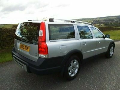 used Volvo XC70 2.4