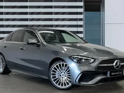 Usado Mercedes C200 AMG Line Premium 204 HP (150 kW) 2025 Sedan